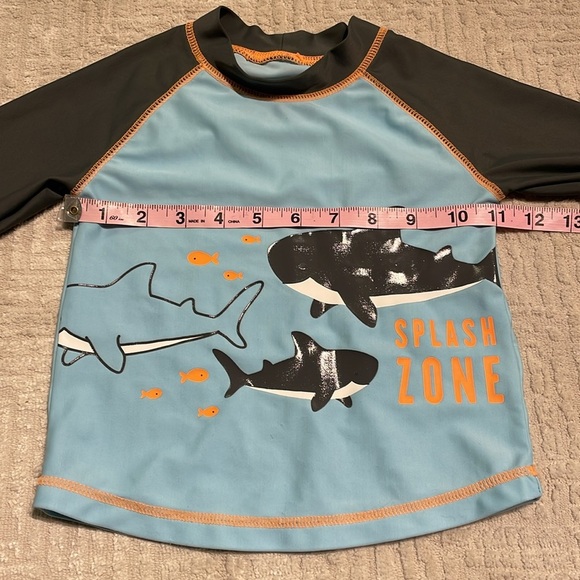 Baby Carter’s boys 24M/2T Swimsuit Summer Beach Rash Guard Swimwear / Swim shirt - Picture 5 of 8